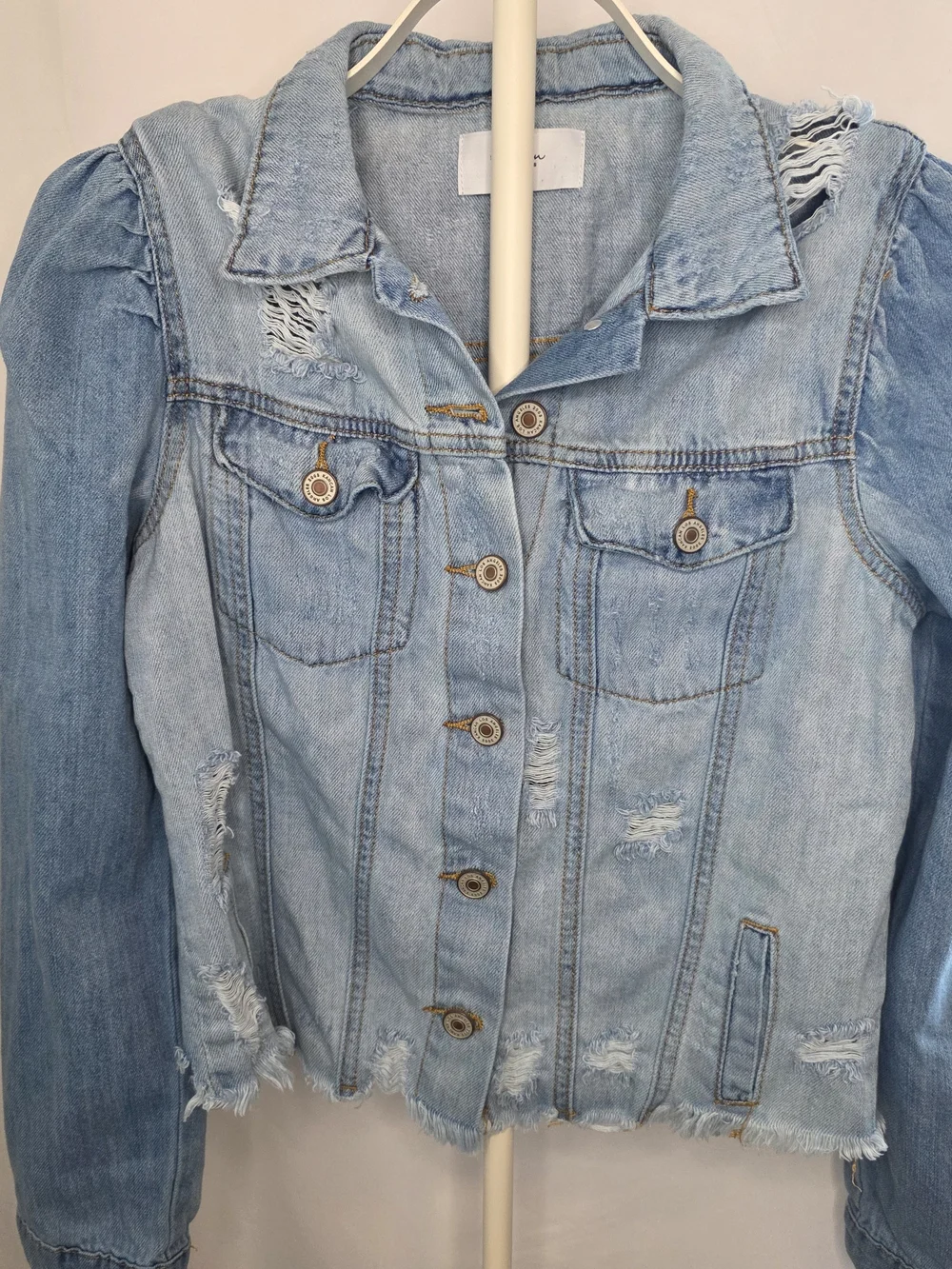 KanCan Los Angeles Distressed Puff Sleeve Denim Jacket Light Wash Medium